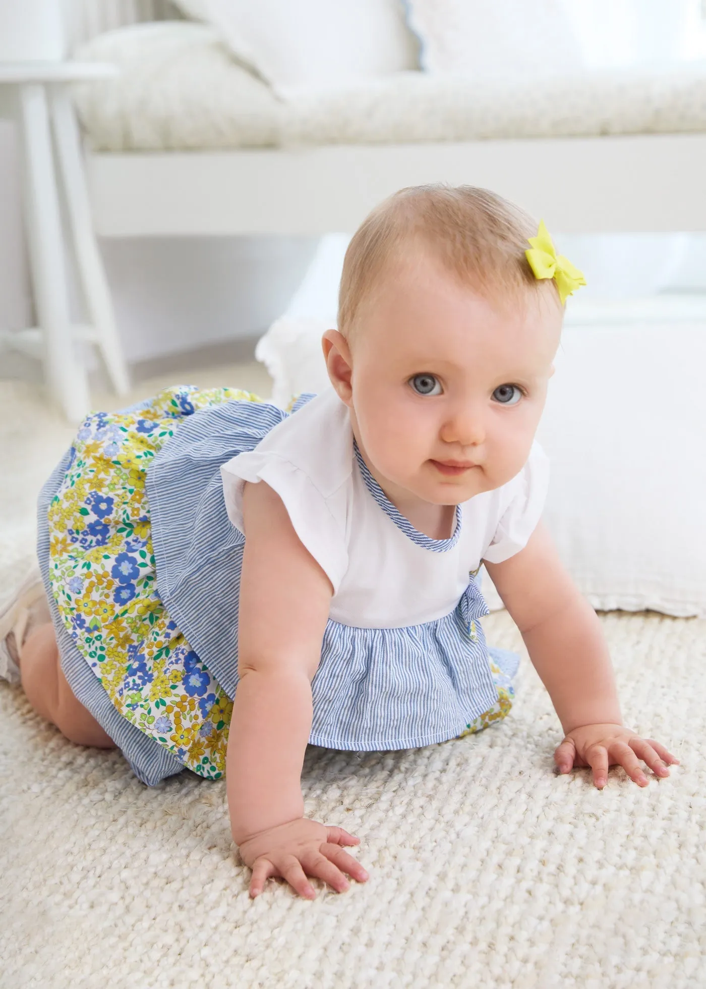 1898 - Dress for newborn girl - Dandelion