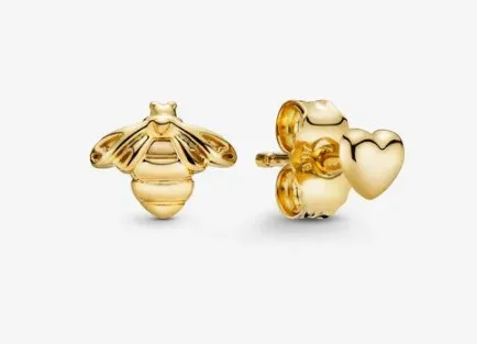 268648C00 Bee & Heart Stud Earrings 