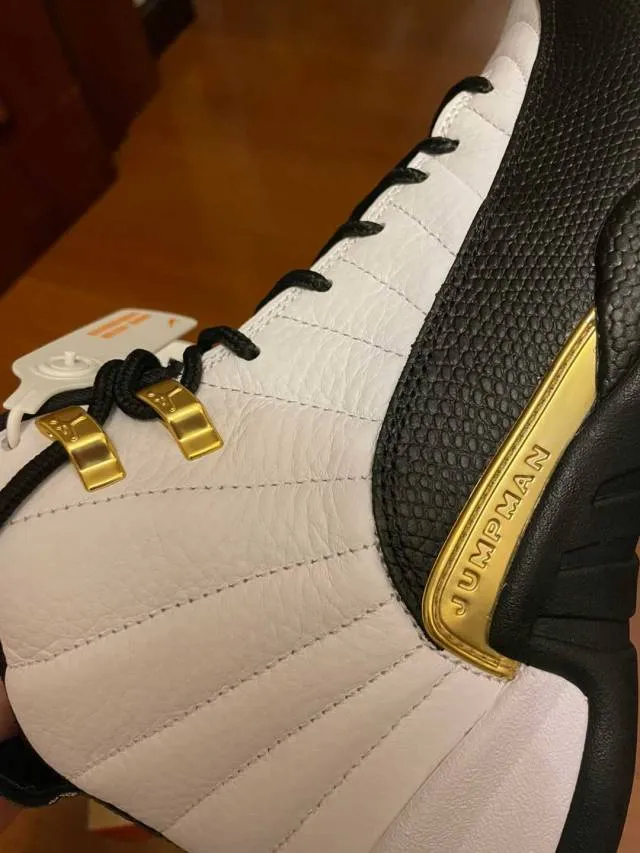 Air Jordan 12 Royalty