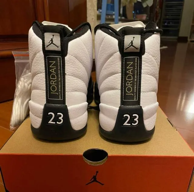 Air Jordan 12 Royalty