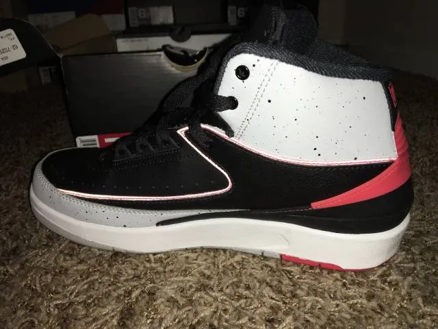 Air Jordan 2 GS Infrared 23