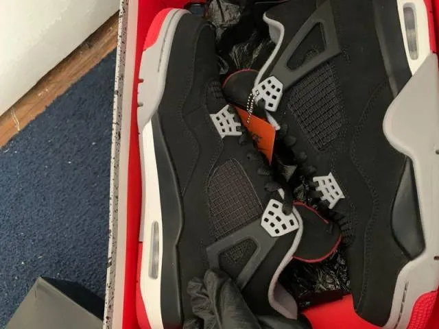 Air Jordan 4 OG Bred 2019