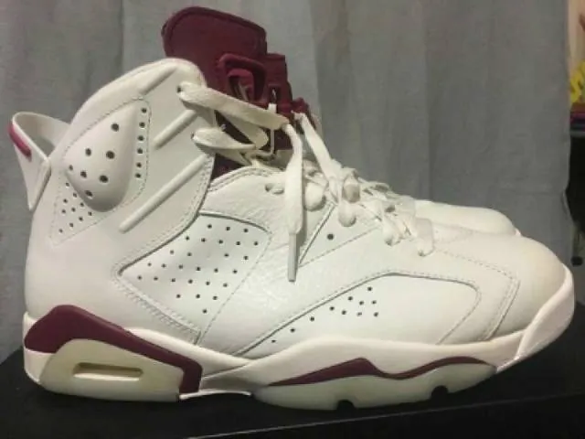 Air Jordan 6 Maroon size 9.5