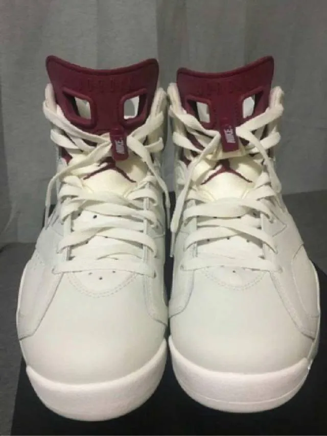 Air Jordan 6 Maroon size 9.5