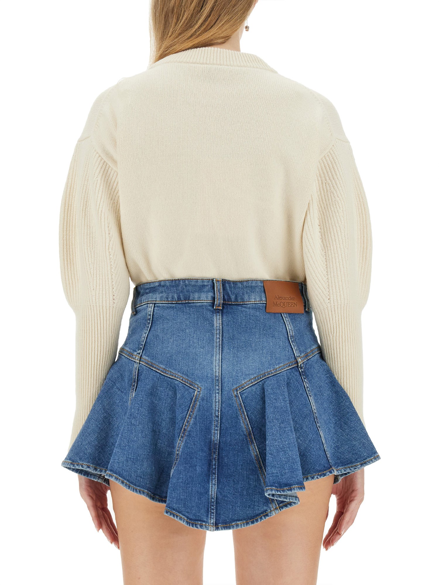 ALEXANDER McQUEEN    WOOL CROPPED SWEATER