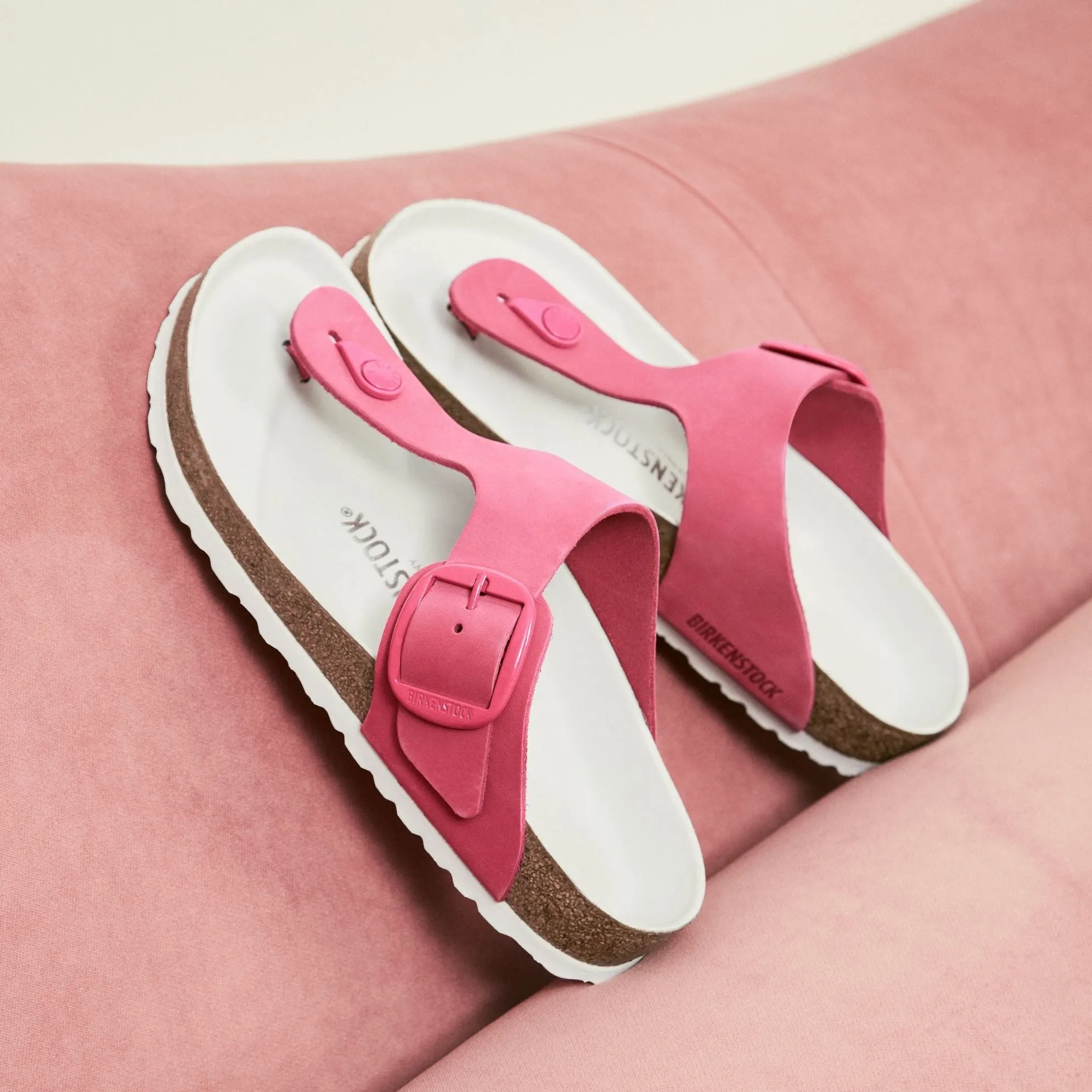 Birkenstock Limited Edition Gizeh Big Buckle fuchsia nubuck