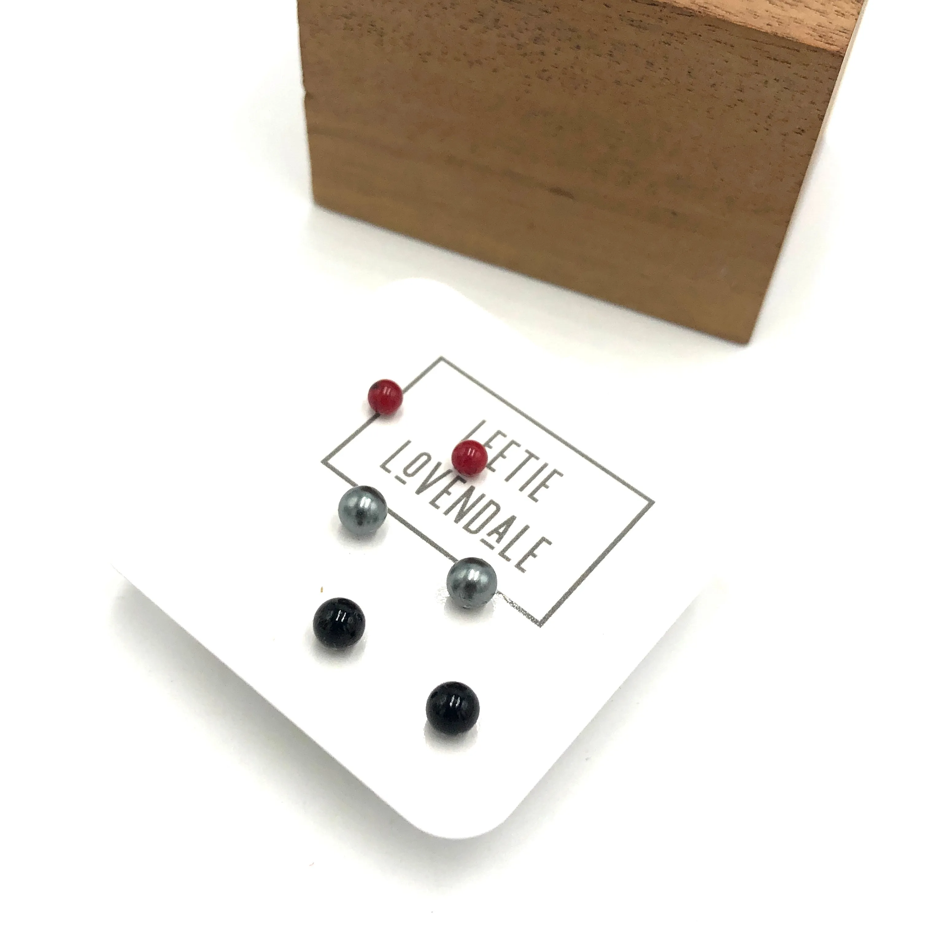 Cranberry Grey Pearl & Black Tiny Studs Earrings Set