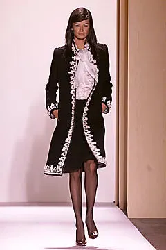 Fall 2001 Runway OSCAR DE LA RENTA Wool Coat