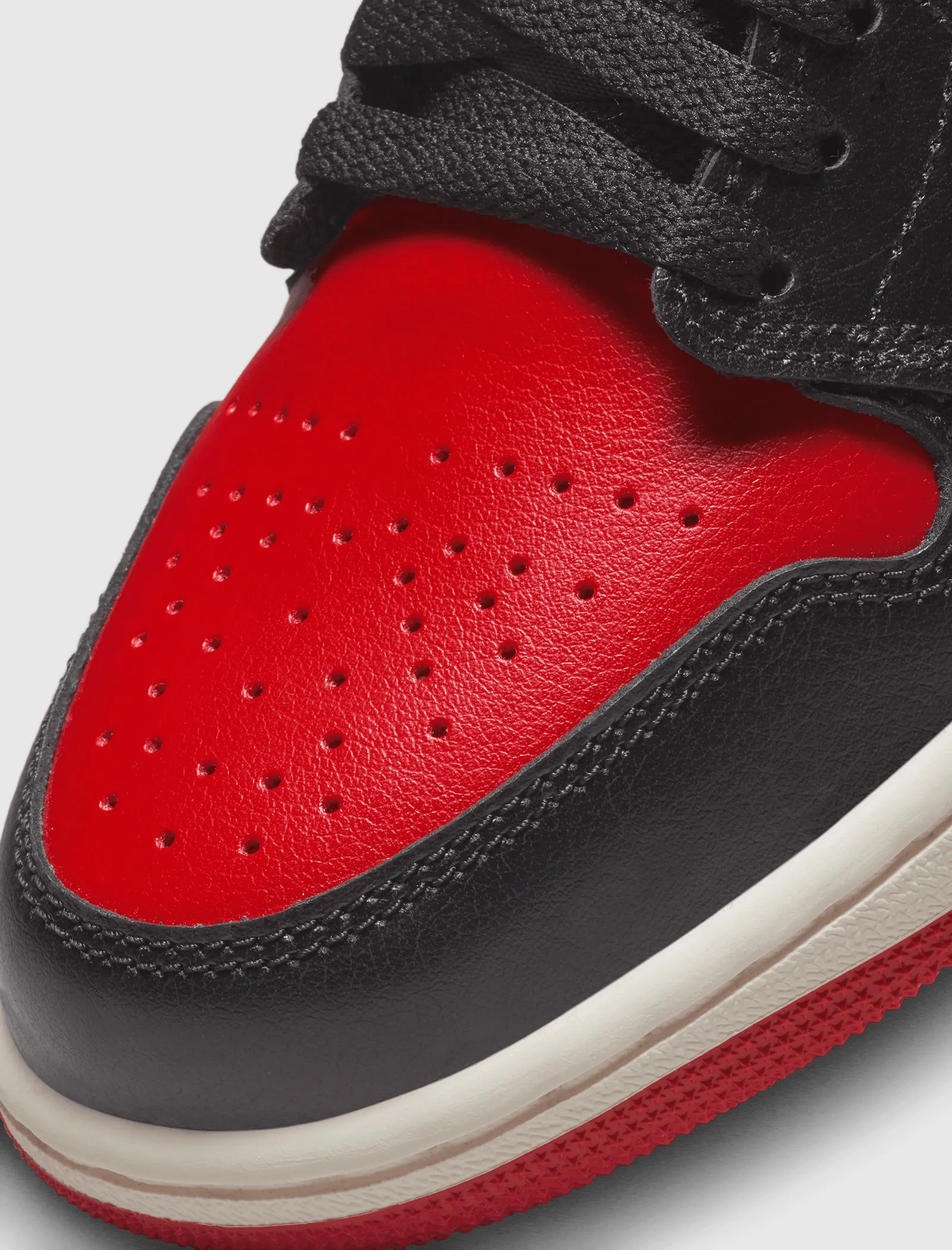 JORDAN BRAND WOMEN'S AIR JORDAN 1 LOW 