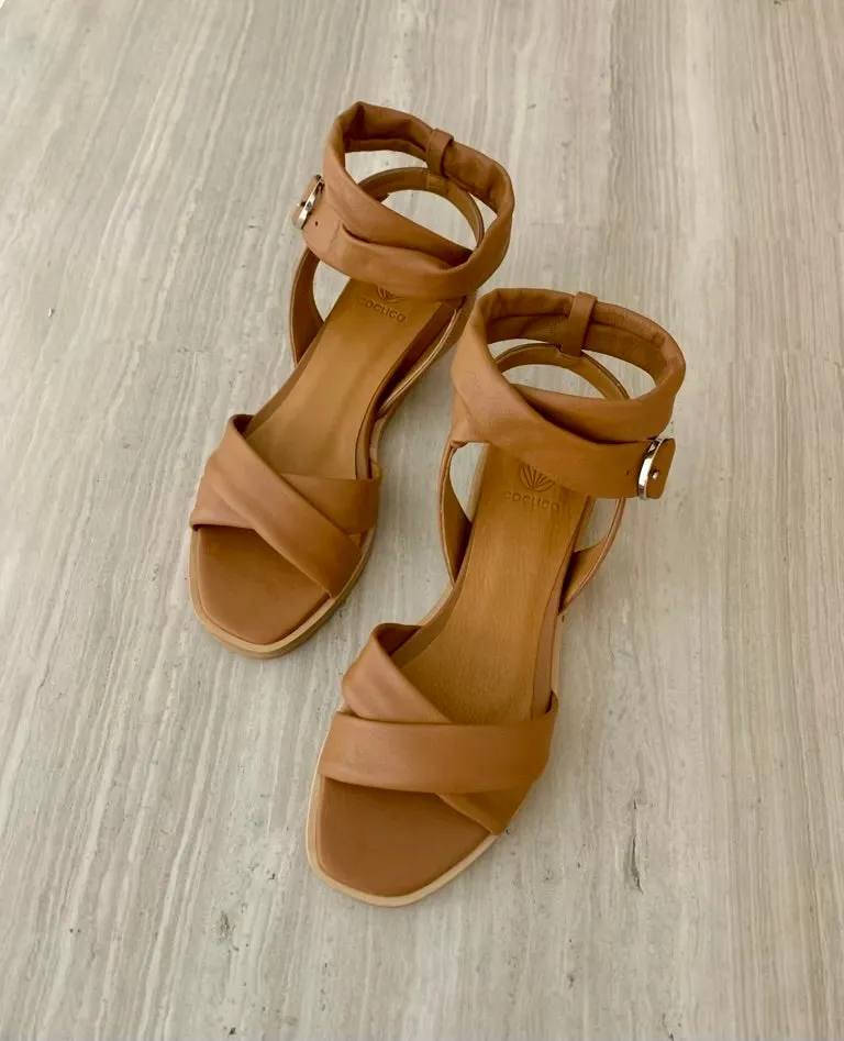 Katriane Sandal