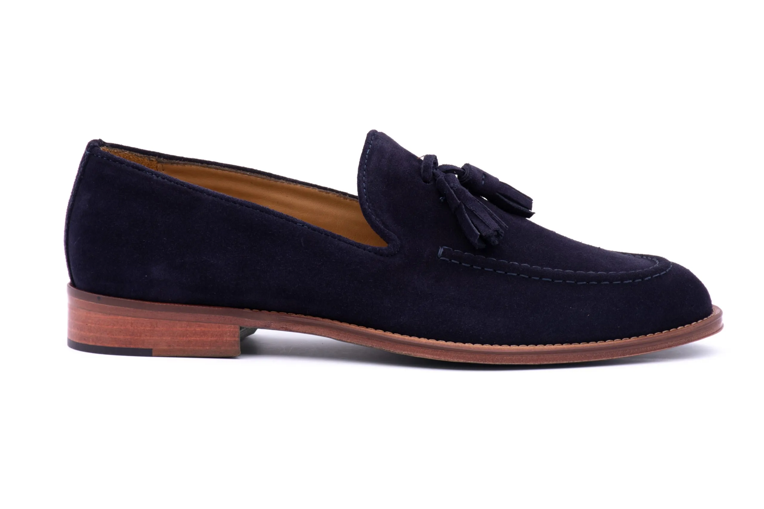 Loafer with tassels and green sole