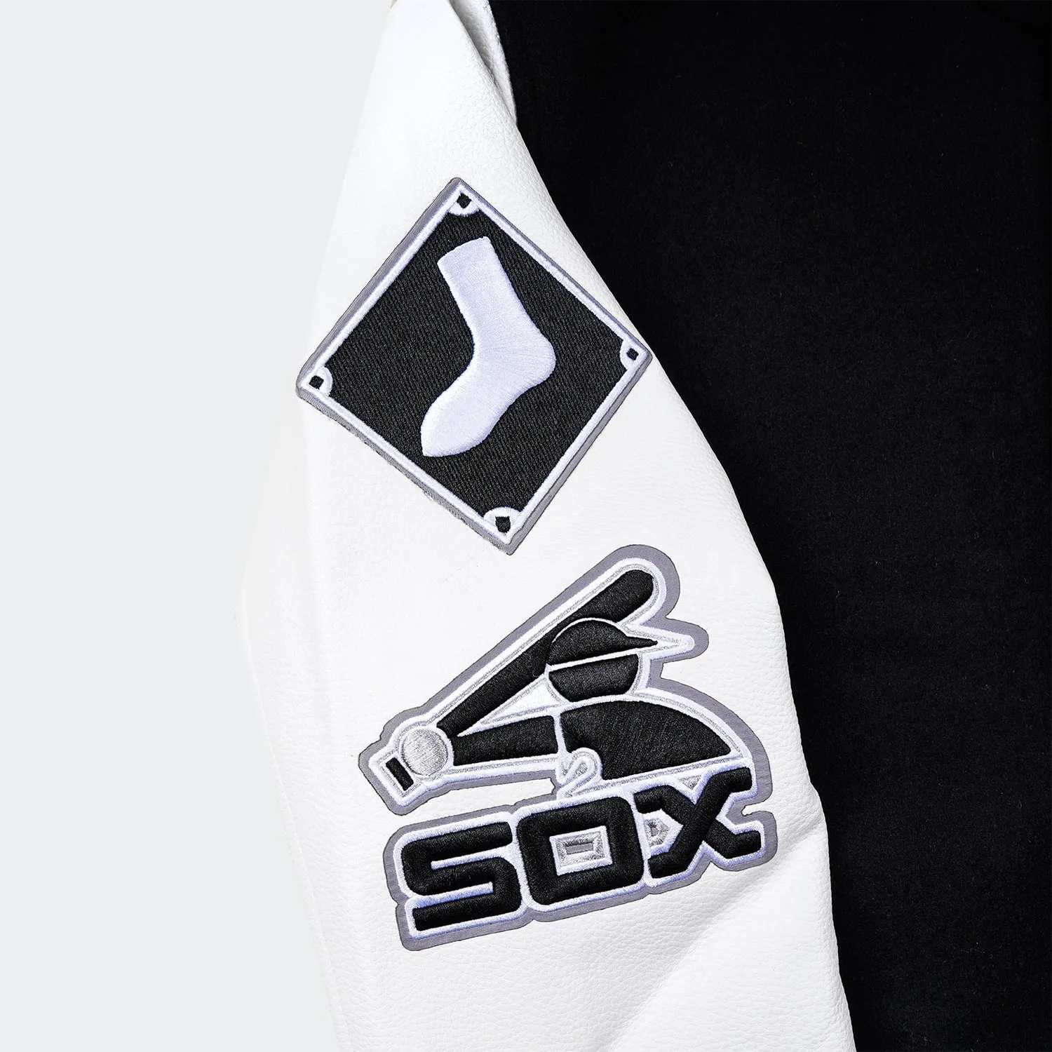 Men’s Pro Standard Chicago White Sox Varsity Jacket Black White