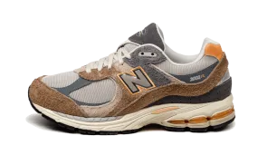 New Balance 2002R Mushroom Hazy Peach