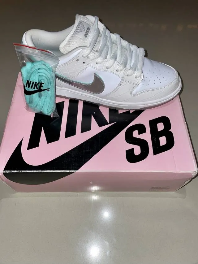 Nike SB Diamond