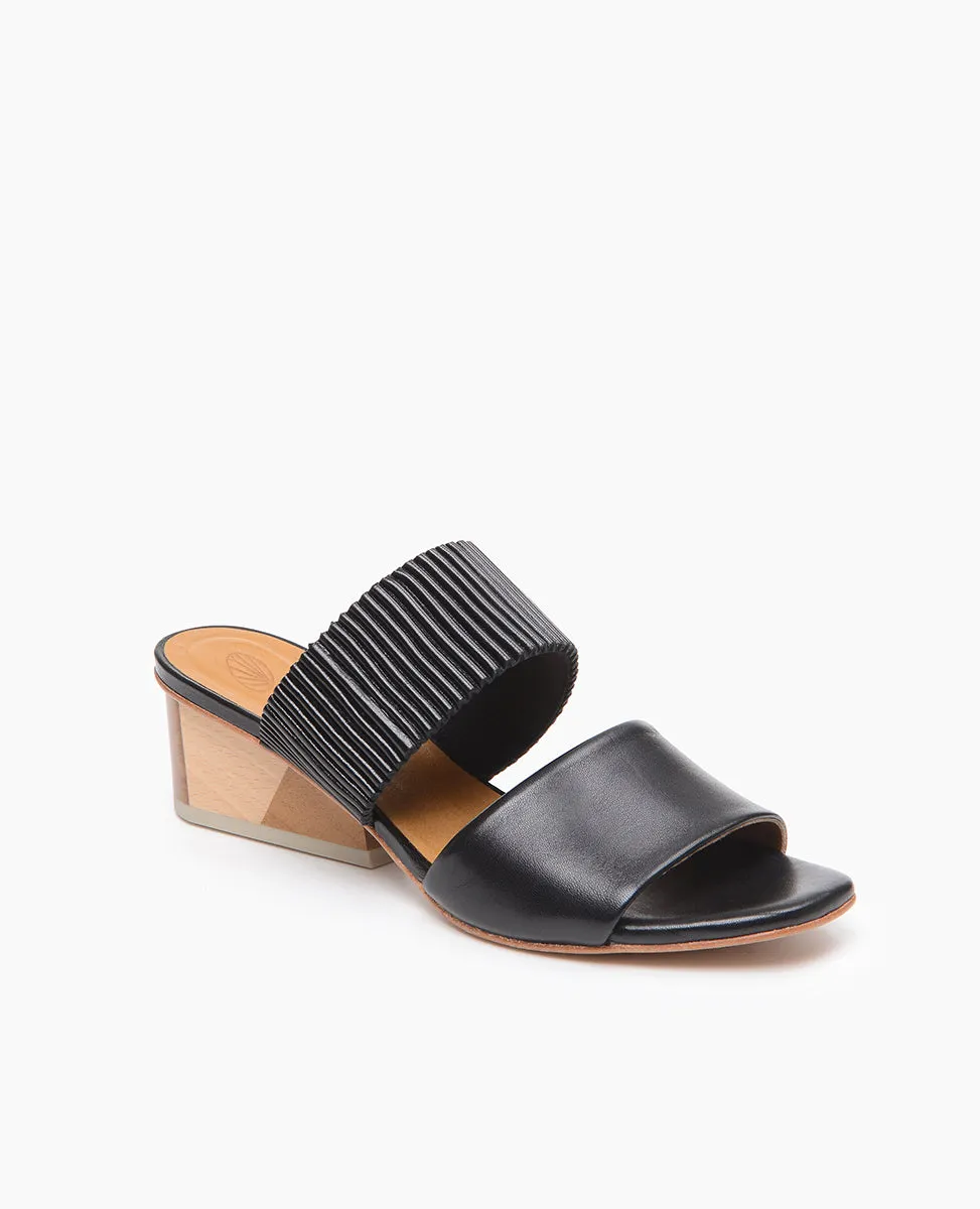 Oohlala Sandal