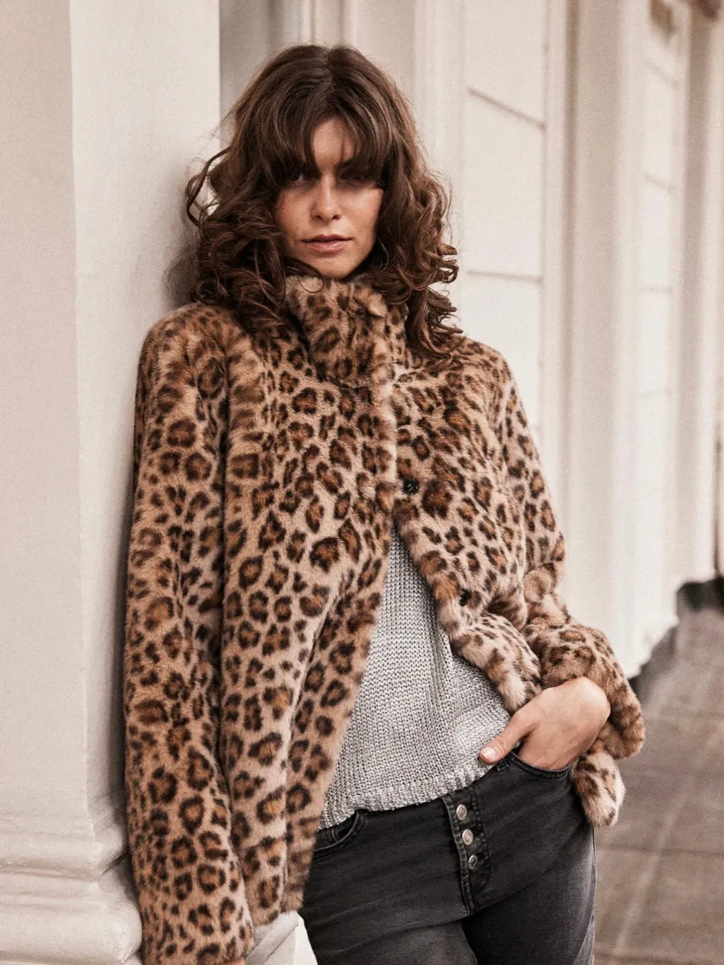 Sacs of Ashbourne   Issy London Claudia Luxe Leopard Faux Fur Jacket