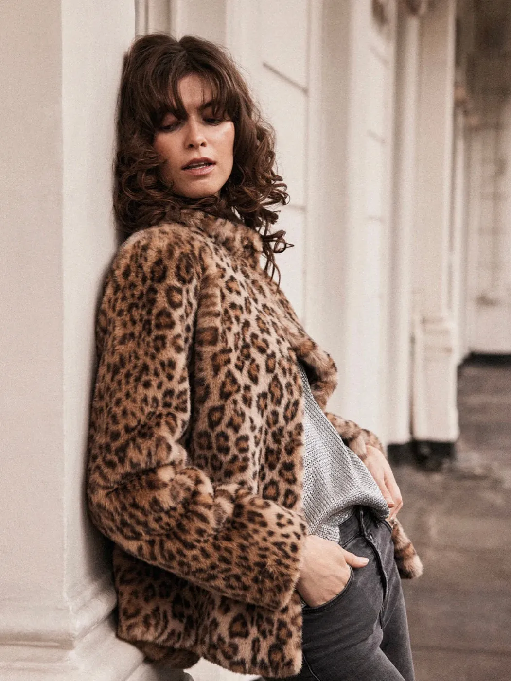 Sacs of Ashbourne   Issy London Claudia Luxe Leopard Faux Fur Jacket