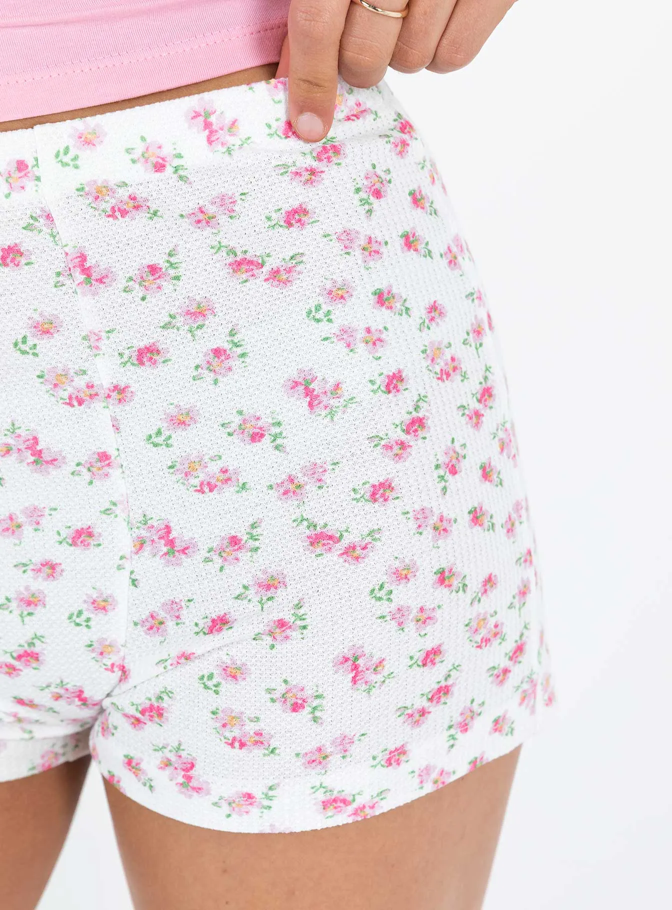 Shimma Shorts White Floral