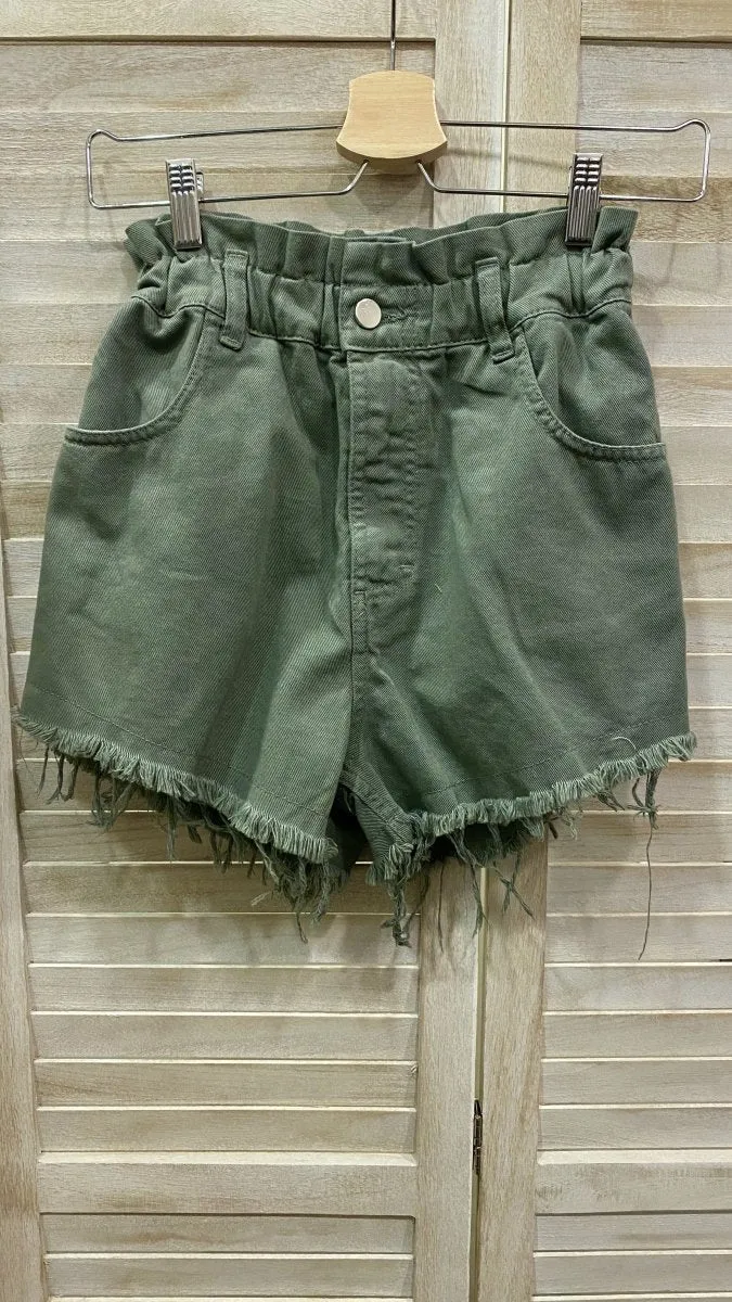 Shorts verde militare con frange