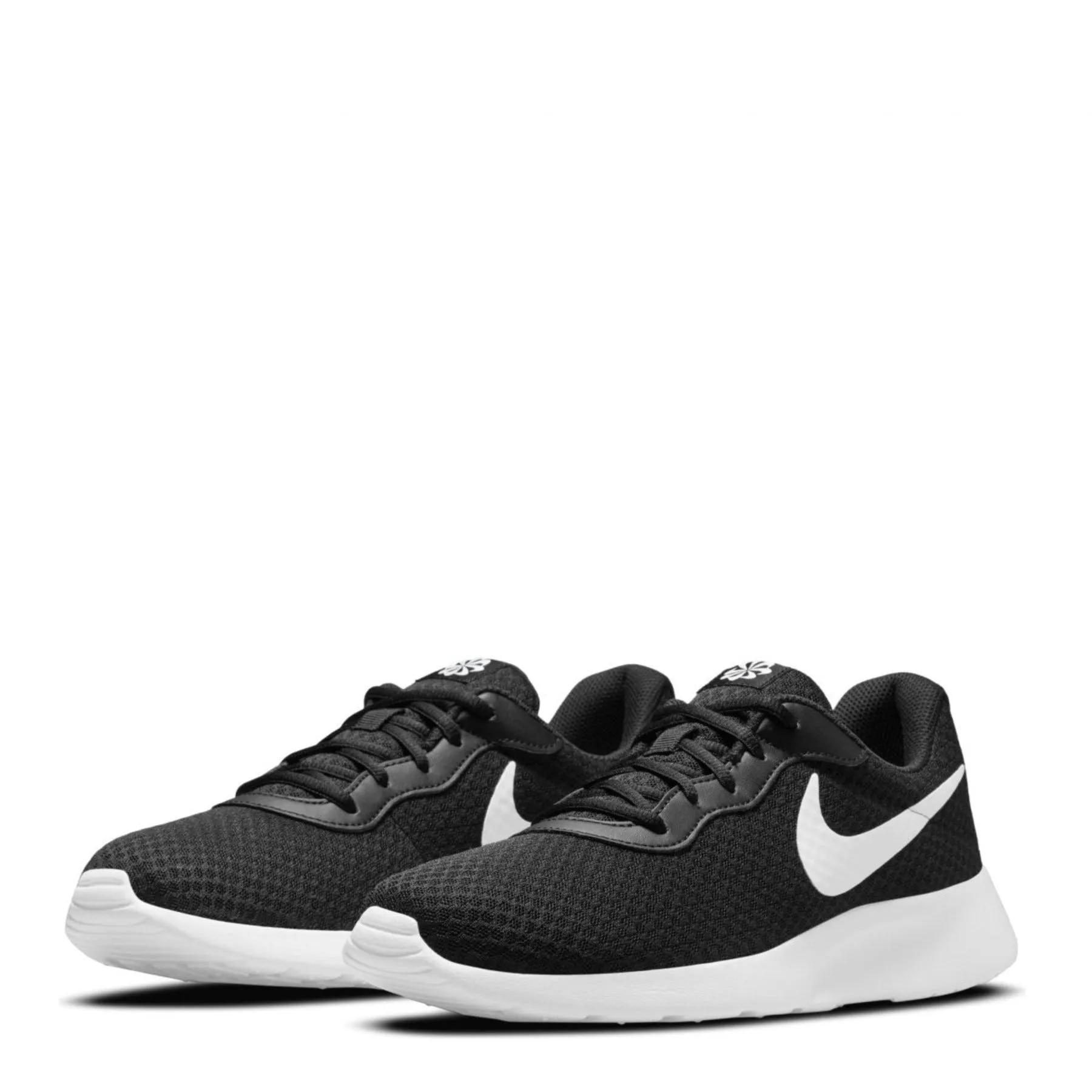 Tenis Nike Tanjun