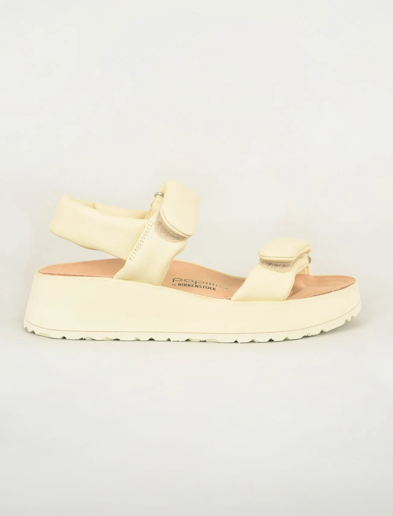 Theda Sandal, Ecru