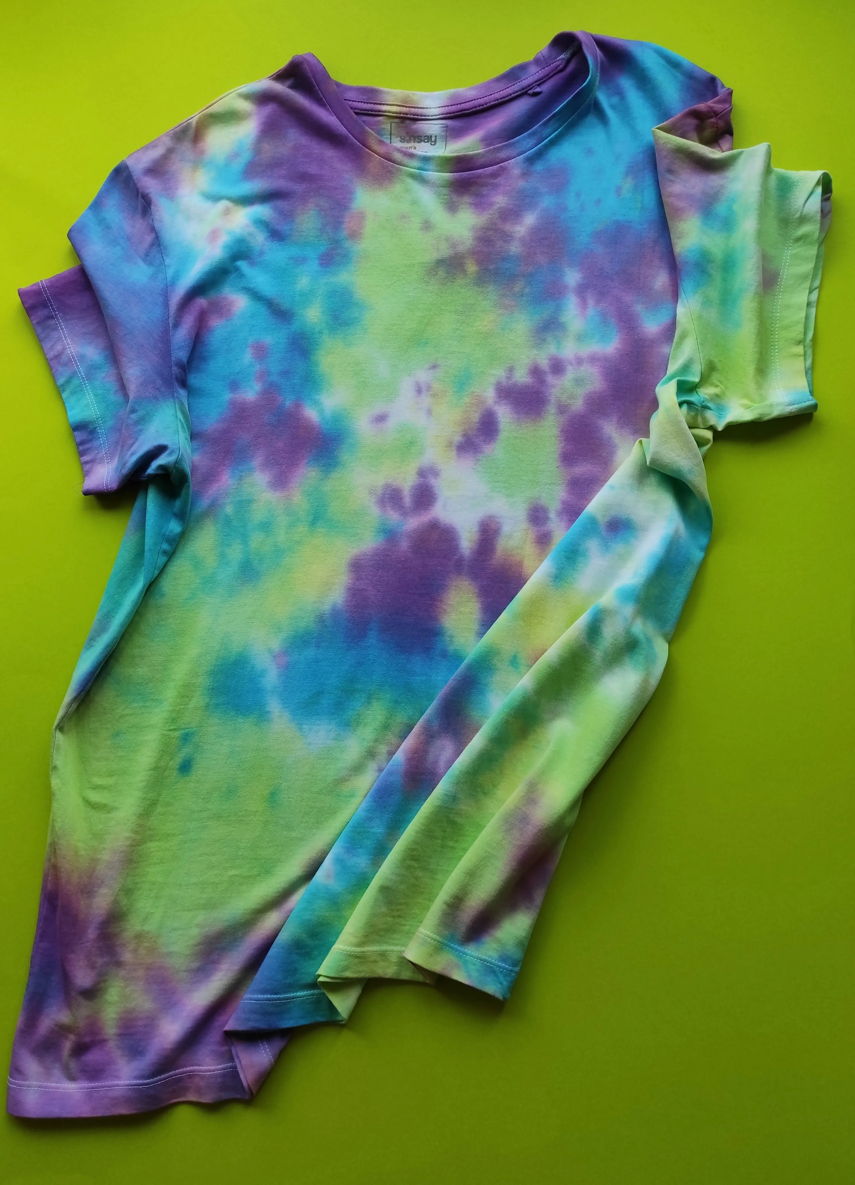 TIE-DYE T-SHIRT TAURUS