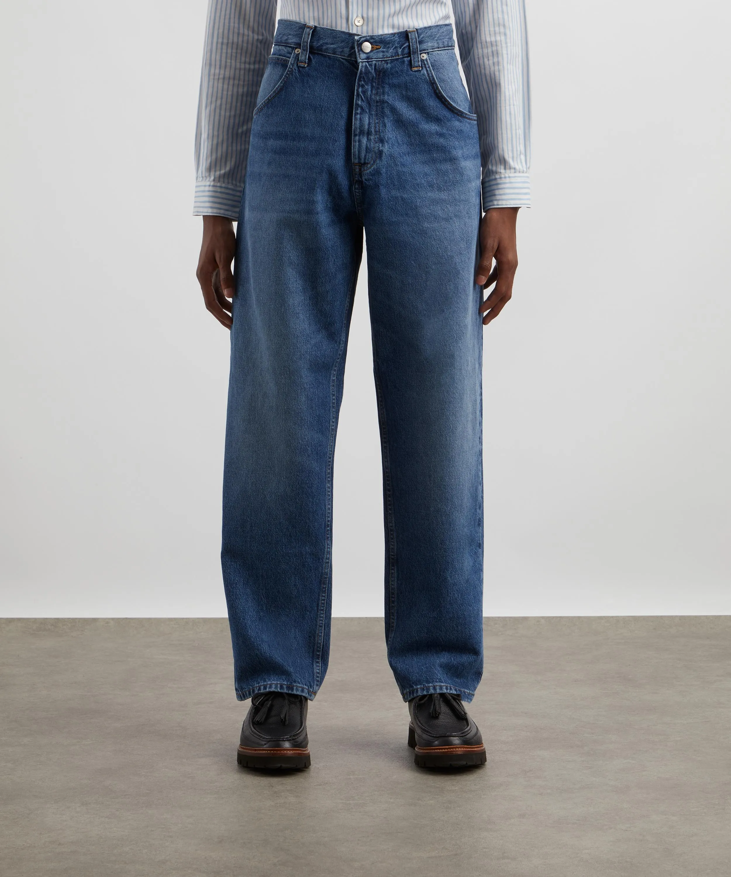 Tyrell Loose Tapered Jeans