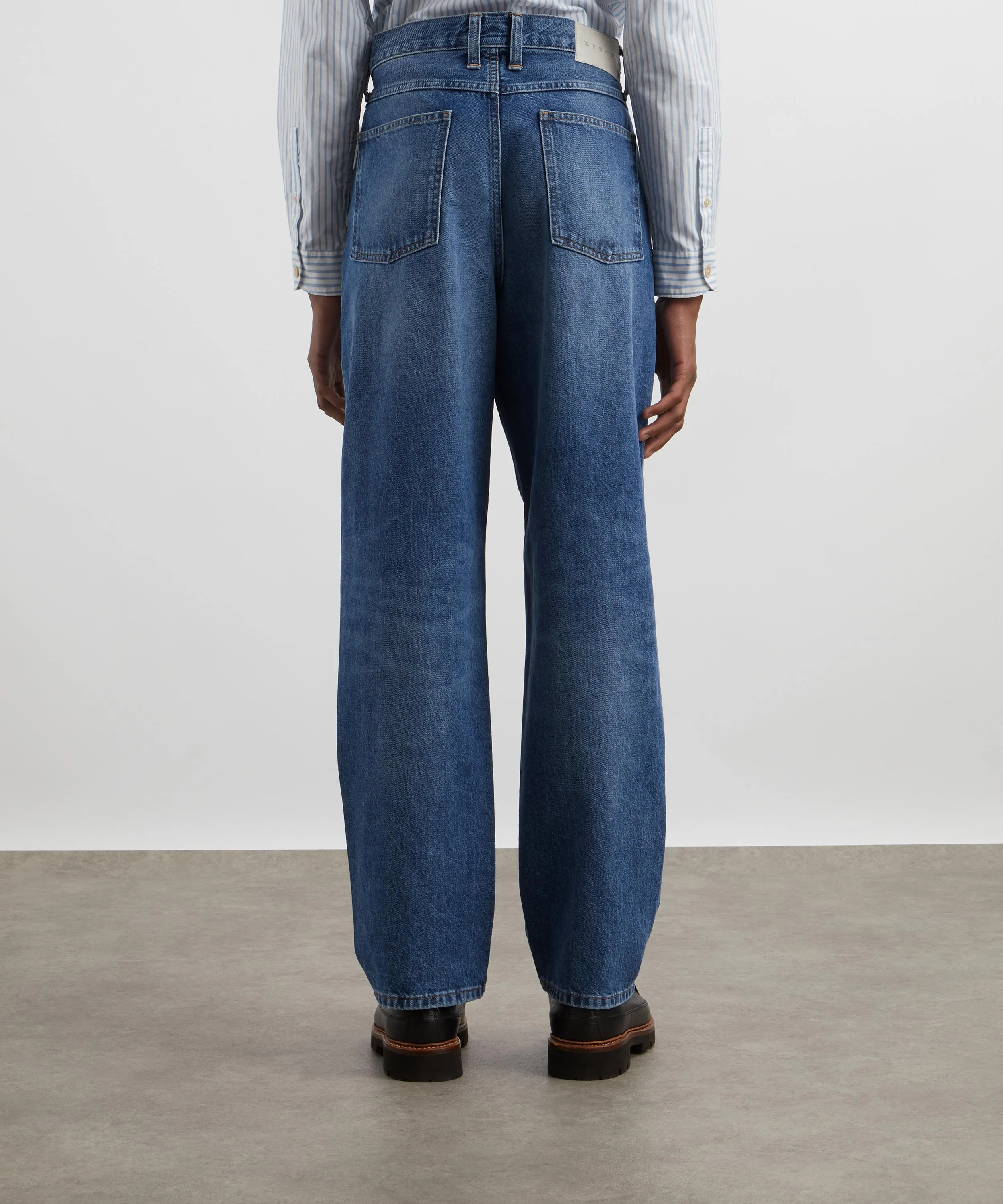 Tyrell Loose Tapered Jeans