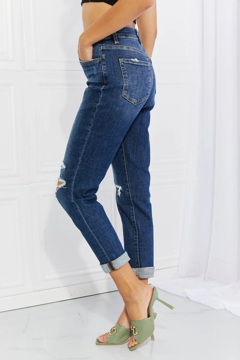 Vervet by Flying Monkey Full Size Distressed Cropped Jeans with Pockets