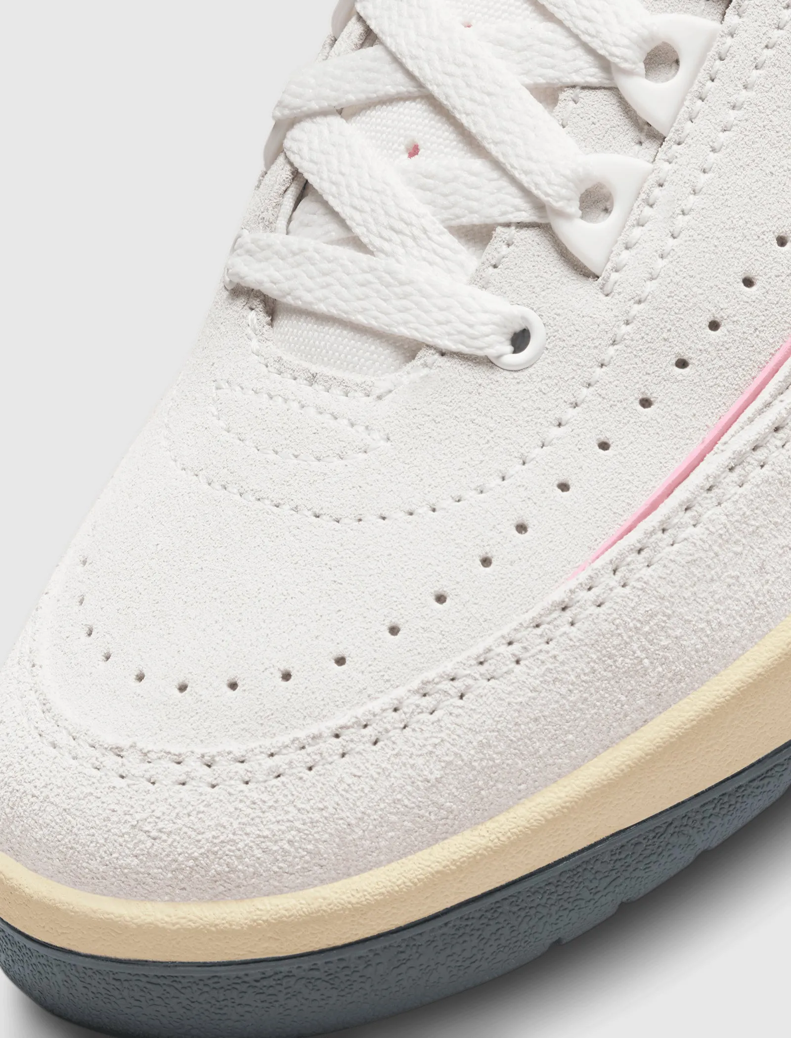 WOMEN'S AIR JORDAN 2 RETRO SOFT PINK