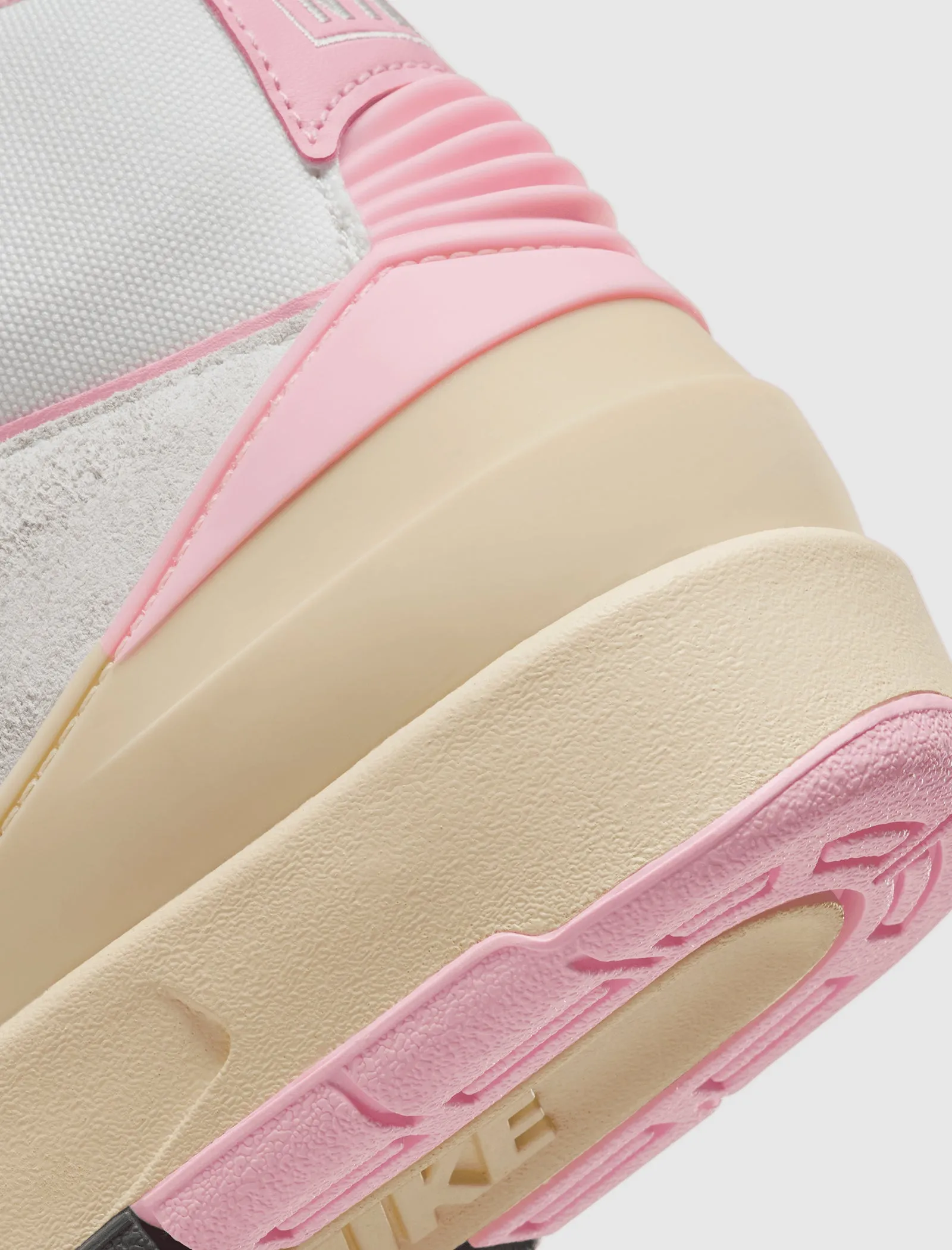 WOMEN'S AIR JORDAN 2 RETRO SOFT PINK