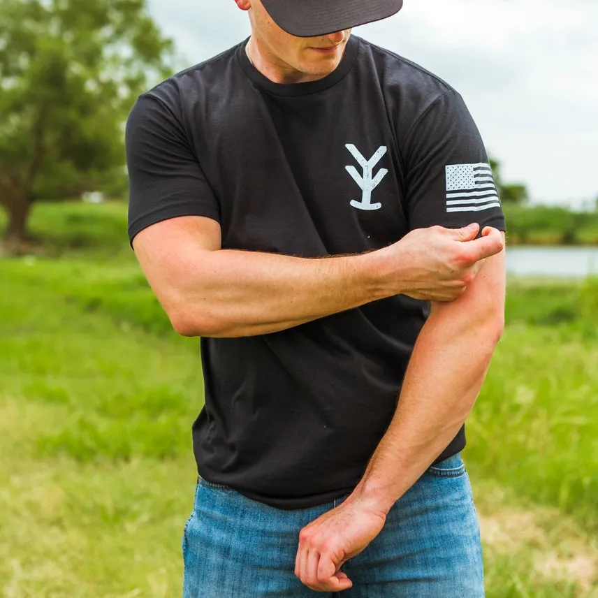 YeeYee Patriot Tee